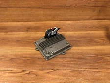 2014-2015 CHEVY GMC  SILVERADO SIERRA SUSPENSION CONTROL MODULE OEM 23250652