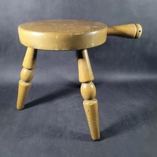 Vintage Maple Wood 3-Legged MILKING STOOL w/Handle El Segundo Made in Japan