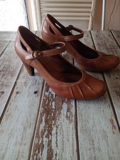 Clarks Double Date Cognac Leather Cone Heel Shoes 7 D Slim Instep Strap Unworn
