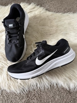 Nike Air Zoom Structure 24 Men s Running Shoes Size 11.5 Black White DA8535-001