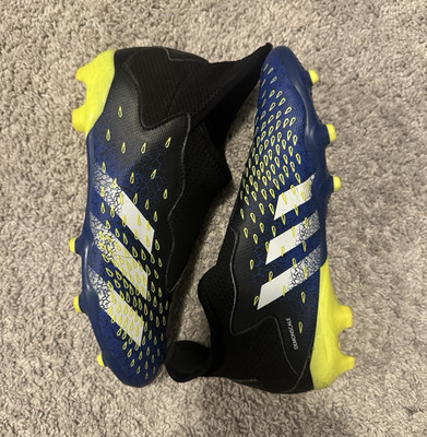 Adidas Predator Freak .3 FG Laceless