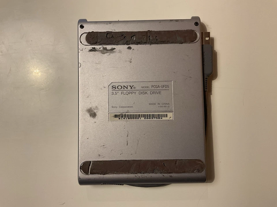 Rarität Sony Vaio I.link Port Replicator PCGA-UPR5 Und Diskettenlaufwerk - Bild 2 von 3