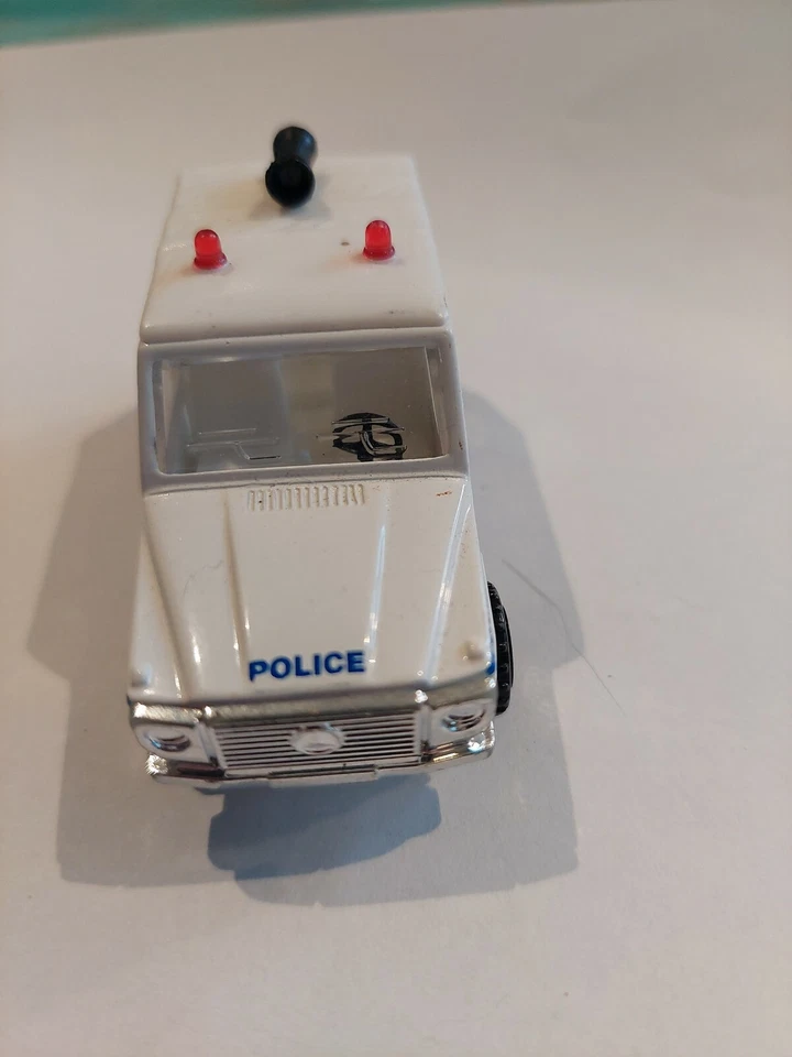 Realtoy Ford Bronco SUV New York City carro de polícia NYPD 1/64 fundido 113 - Imagem 2 de 4