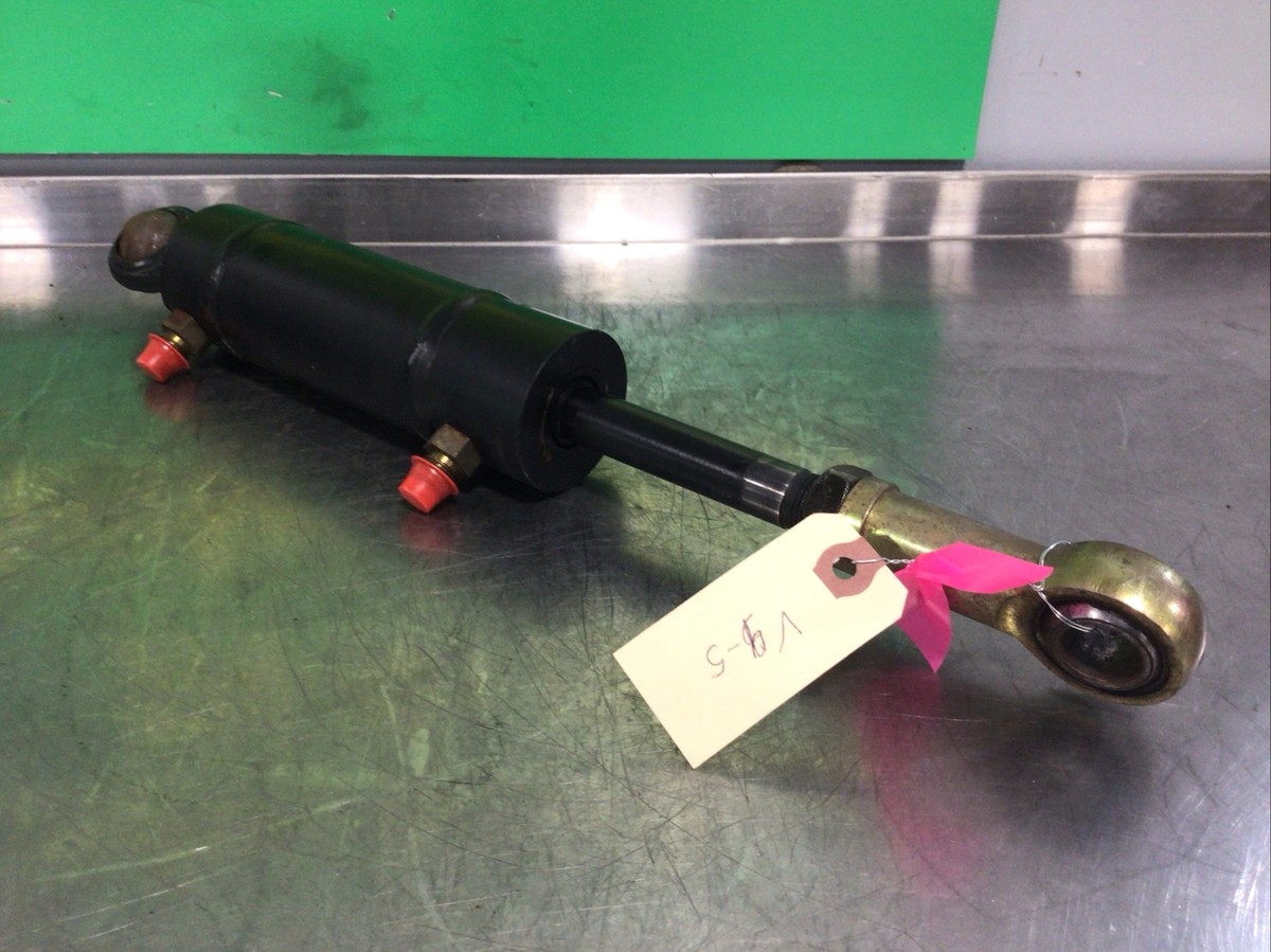 1 Simplicity Legacy Agco 2025 Power Steering Cylinder