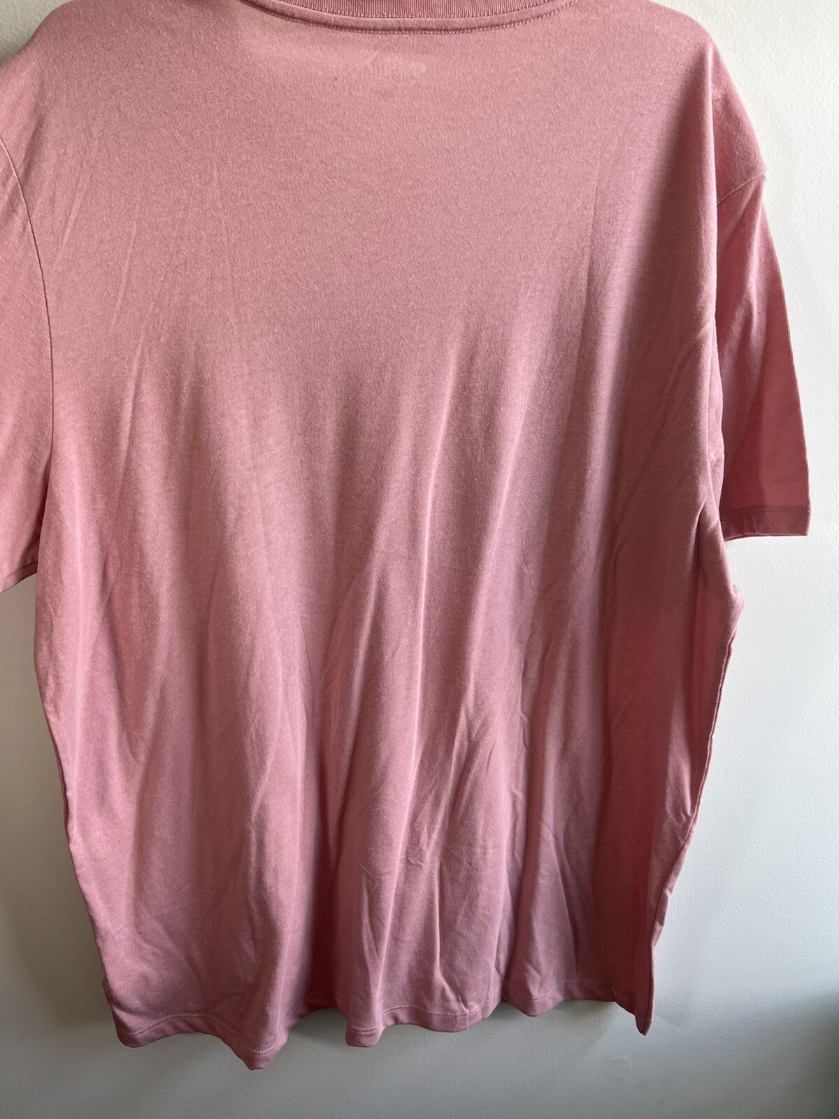 Old Navy Men's XXL TShirt Boombox Radio Graphic Soft Washed Pink New