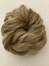 Women’s Synthetic Pony Tail Scrunchie, Light Brown with Highlights