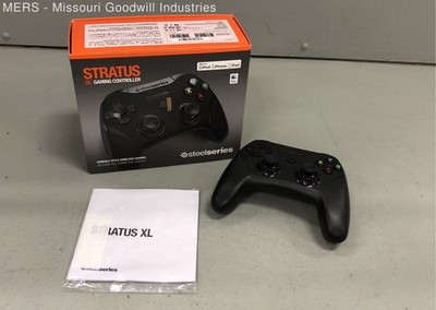 SteelSeries Stratus XL Gaming Controller Model: GC-00001 With Box