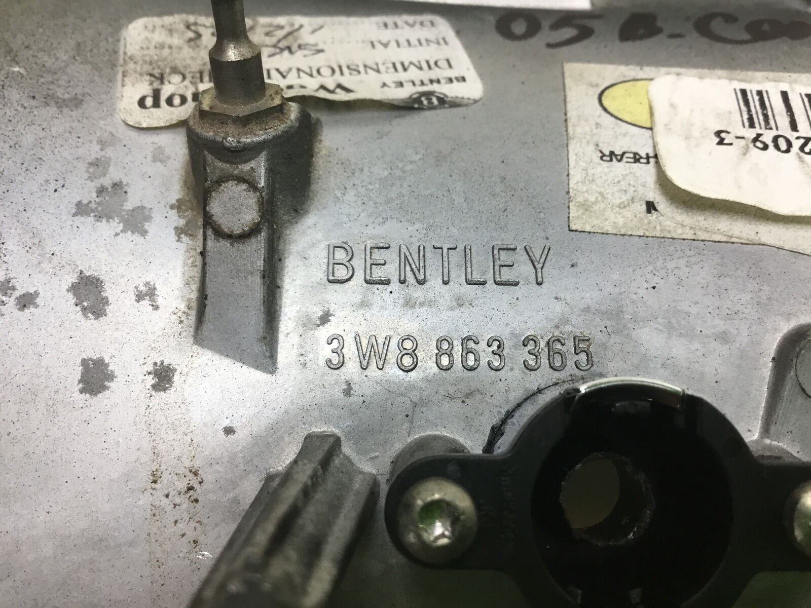 Bentley Continental GT 2003-2010 Rear Center console