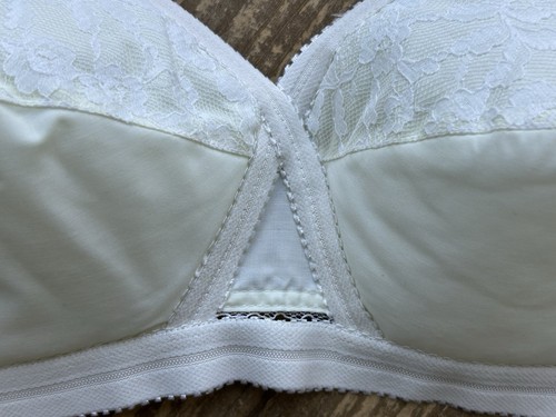 NOS Vintage SEARS Perma Prest White + Ivory Padded Lace Trim Bra 36B #45184 - Picture 5 of 18