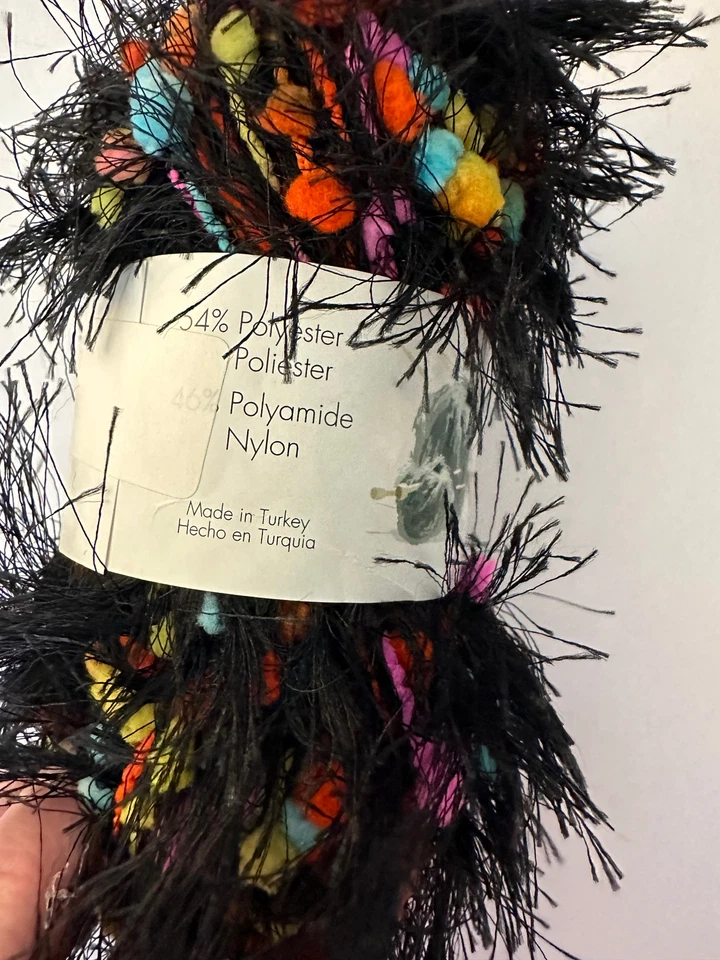 Hilo de madeja de araña GALA NUEVO Foto 3 de 3