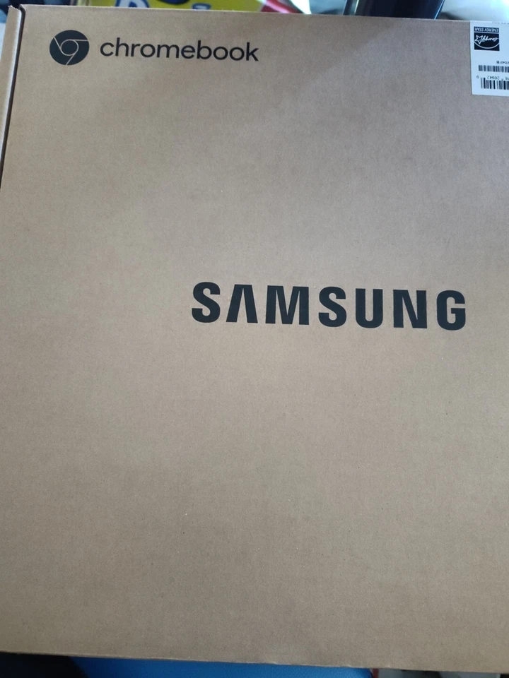 Samsung Chromebook 501C13-K01 11.6" (Intel N3060) 2GB Mem- 16GB eMMC-New Sealed - Image 4 of 4