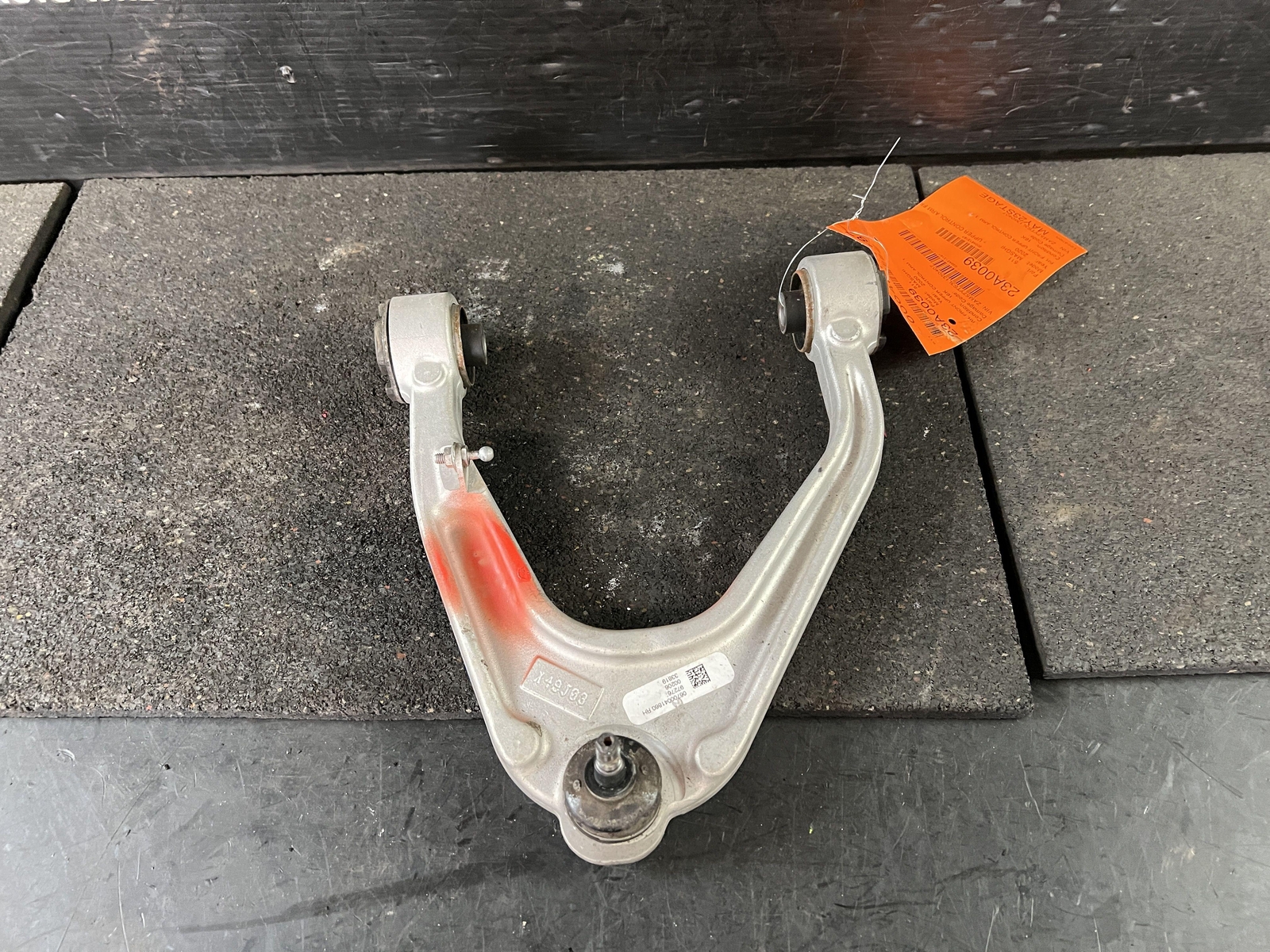 14-20 MASERATI GHIBLI FRONT RIGHT UPPER CONTROL ARM 16K MILES GRANSPORT SQ4
