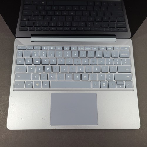 Microsoft Surface Laptop GO 12.4" Intel Core i5-1035G1@1GHz 8/128GB Silver READ - Picture 2 of 12