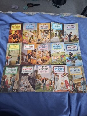 Enid Blyton Complete Set Of Five Find Outers A