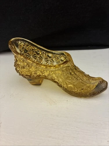 Vintage Fenton Amber Glass Daisy And Button Shoe Boot