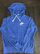 Nike Women  s Medium Lightweight Hoodie Blue  0031