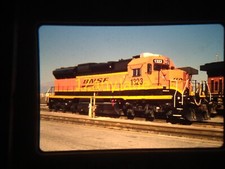 14113 VINTAGE Train Engine Photo 35mm Slide BNSF 1323 PR30C SAN BERNARDINO CA