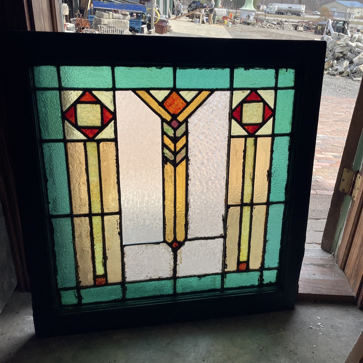 SG 4405 antique arts and crafts stained glass window 30.25 x 30.75