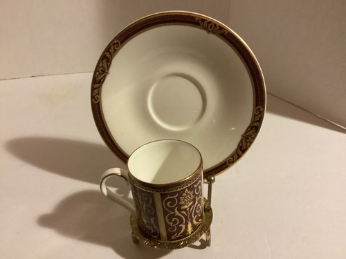 Vintage Royal Doulton Tennyson 1996 RD Flat Espresso Cup and Saucer Set - Picture 16 of 16