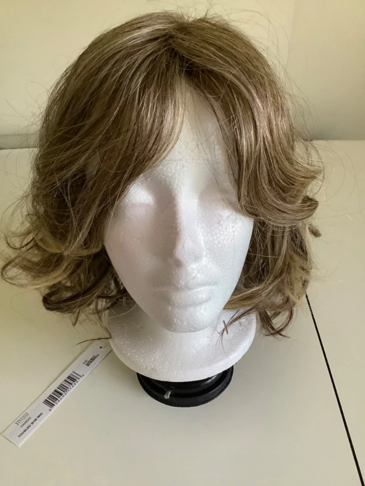 Peluca Tousled Bob de Hairdo Foto 2 de 4