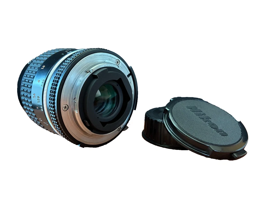 Nikon Ai-S Micro-NIKKOR 55mm F2.8 MF Macro Lens Nikon Made In Japan[EXC+5] - Image 2 of 4