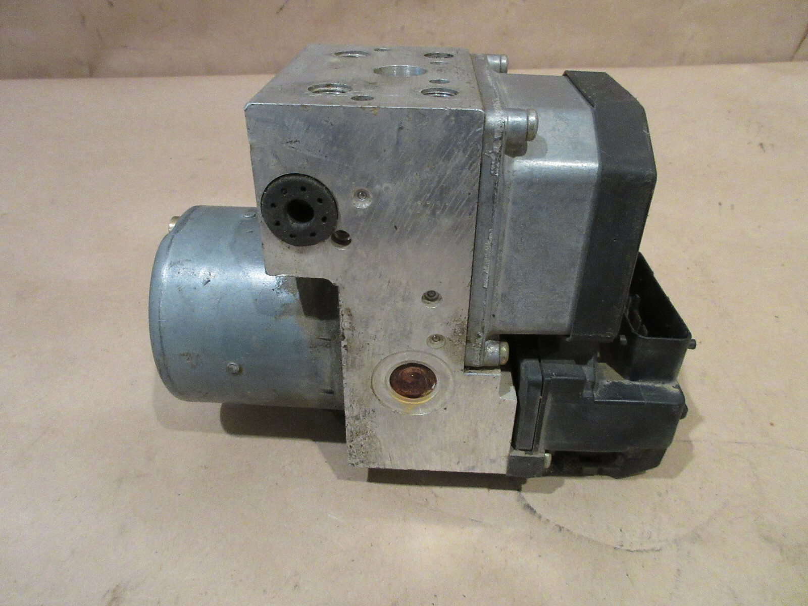 Maserati Coupe 2002 ABS Hydraulic Unit P/N 184827