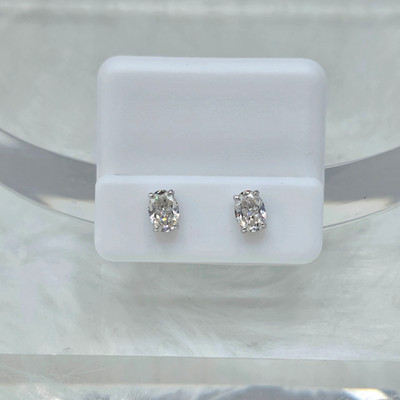 7 mm ovale Solitär Moissanit Ohrstecker 925 Sterling Silber - 2 Karat