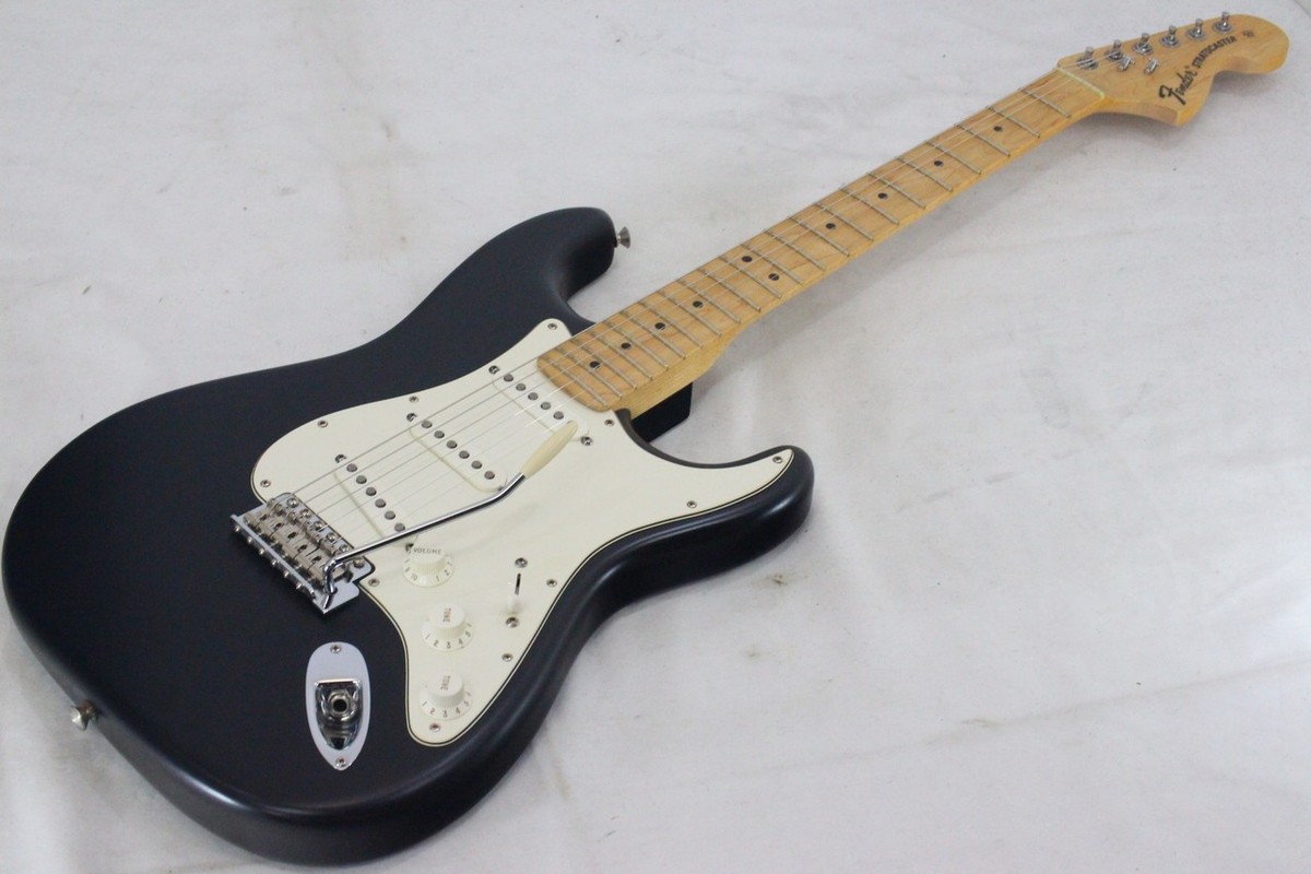Fender HIGHWAY 1 STRATOCASTER | eBay