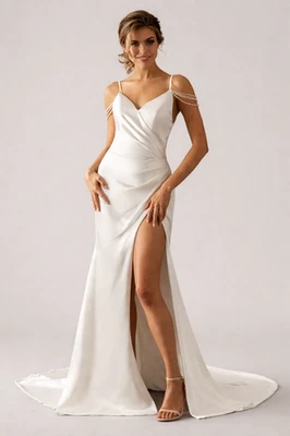 HBH Brautmode I Elegant Crepé Clean Brautkleid mit Herz-Ausschnitt - Bild 1 von 4