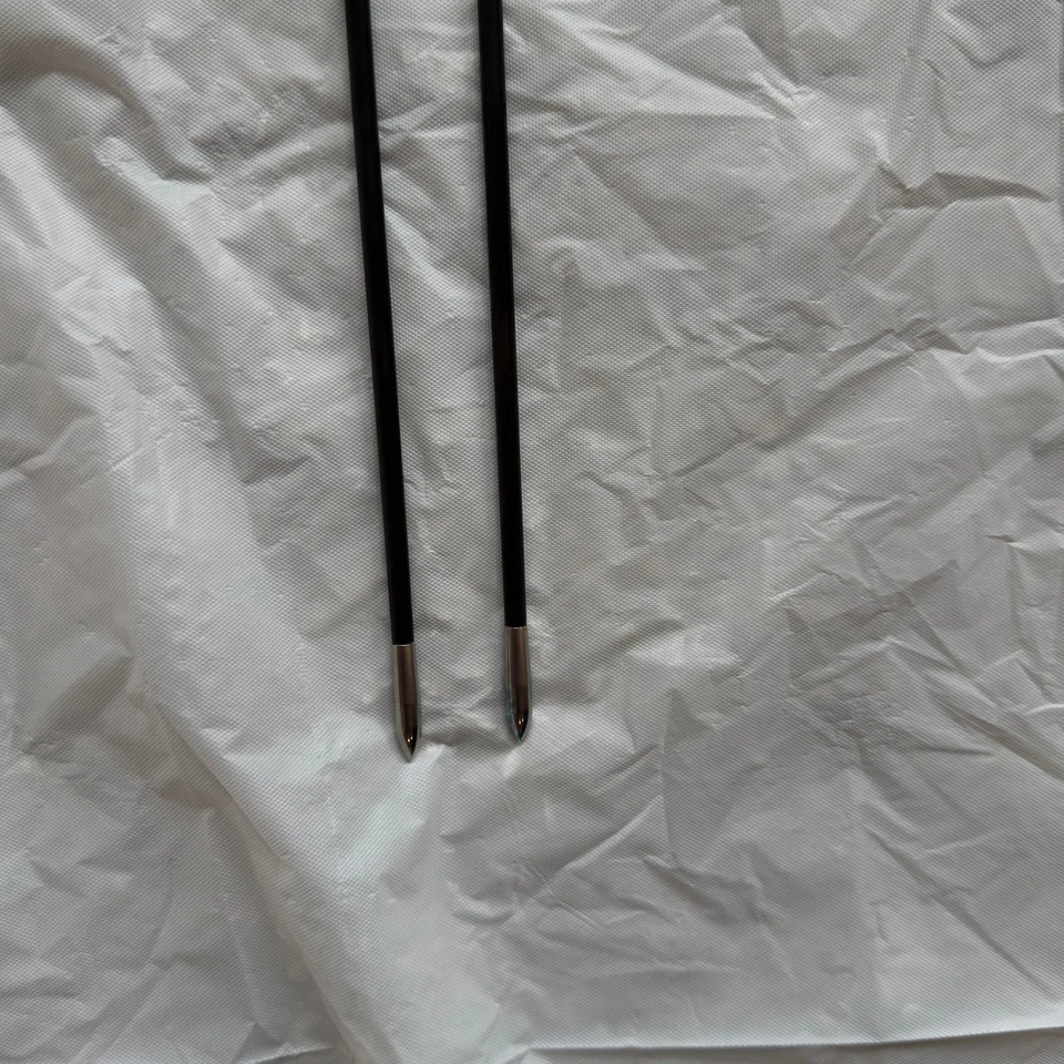 2 Easton X10 Arrows, 650 Spine With Extras - Image 3 of 4