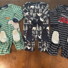 Lot Of 3 Pajamas - Carter's, Old Navy- Size 3T - One Piece pajamas