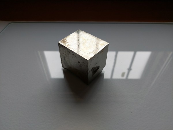 Pyrite cube 50x45x40 mm 473 gr (Navajun, Spain) - Pyrit kristall - LotI
