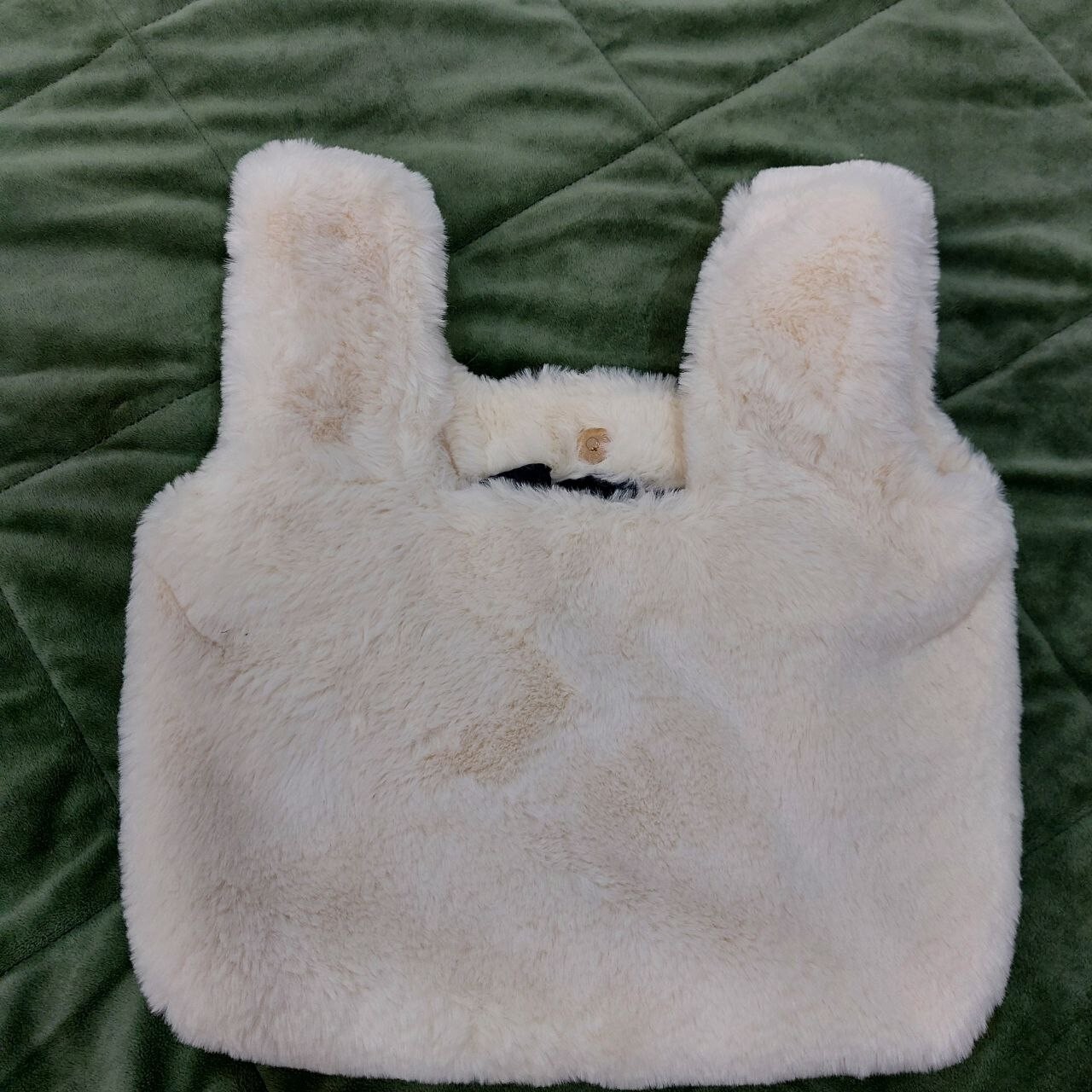3AM Forever Women's Fluffy Eco-Fur White Bag New With Tags
