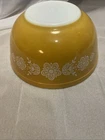 Pyrex Vintage Butterfly Gold 2-1/2 Qt Mixing Bowl # 403