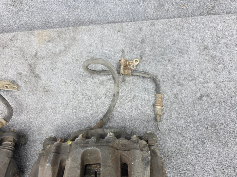 LEXUS 1992-2000 SC400 SC300 OEM CONJUNTO CILINDRO PINZA FRENO DELANTERO IZQUIERDO DERECHO Foto 3 de 4