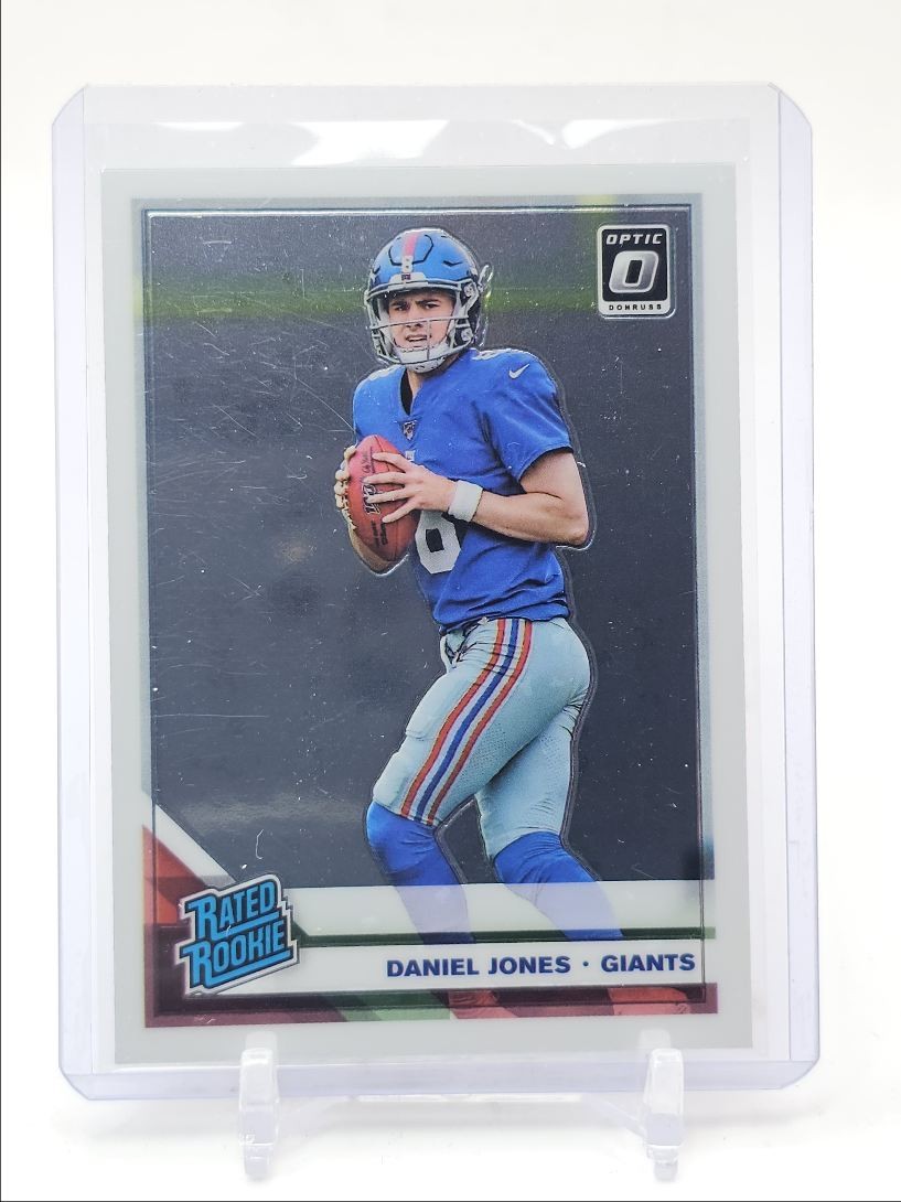 DANIEL JONES 2019 DONRUSS OPTIC RATED ROOKIE FOOTBALL GIANTS #154 RC Q5384
