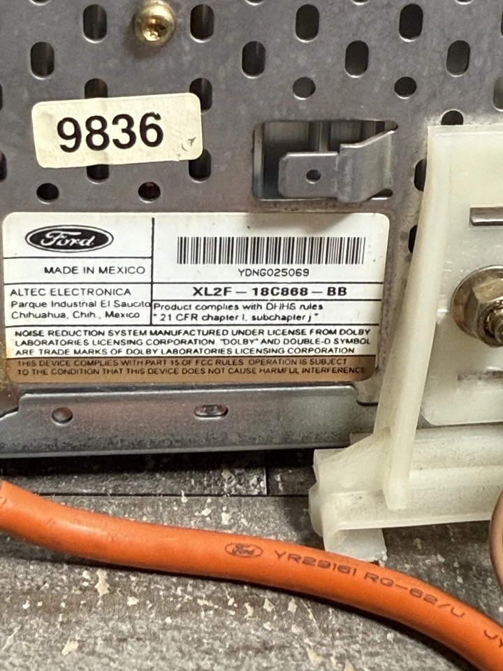 Unidad principal receptor de radio estéreo negro 99-09 Ford Explorer Expedition F150 250 Foto 3 de 4