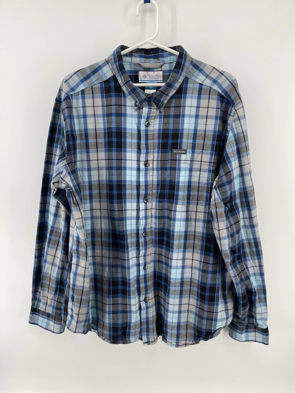 Columbia Long Sleeve Button Up Shirt Mens Size XL Blue Gray White Plaid FastShip