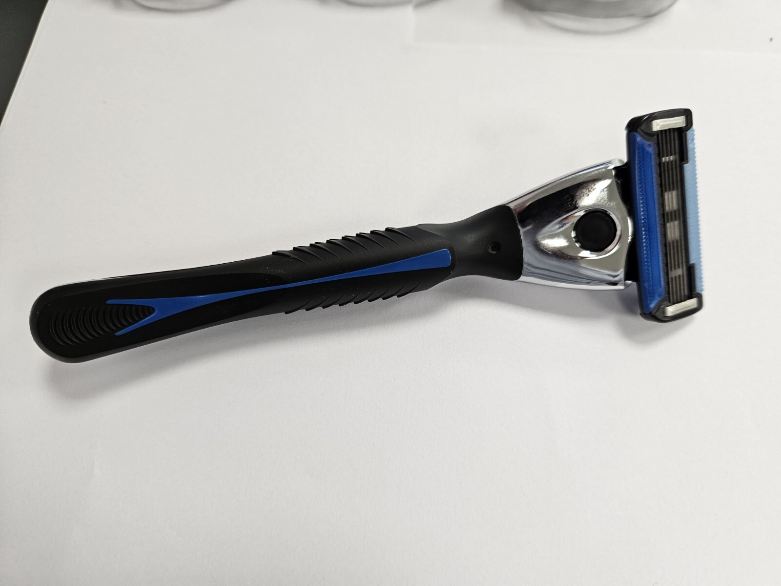 12x Lacura 5 Blade Razors & Handle ADZE 5 with Trimmer Amazon Solimo