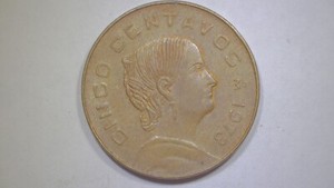1973 Cinco Centavos Mexico Coin - Vintage