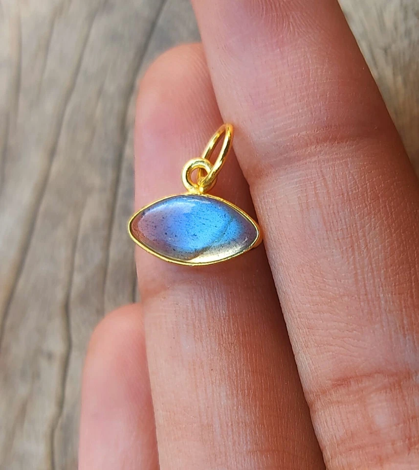 Natural Labradorite Charm Necklace, 18k Yellow Gold Pendant , Handmade Jewelry - Image 4 of 4