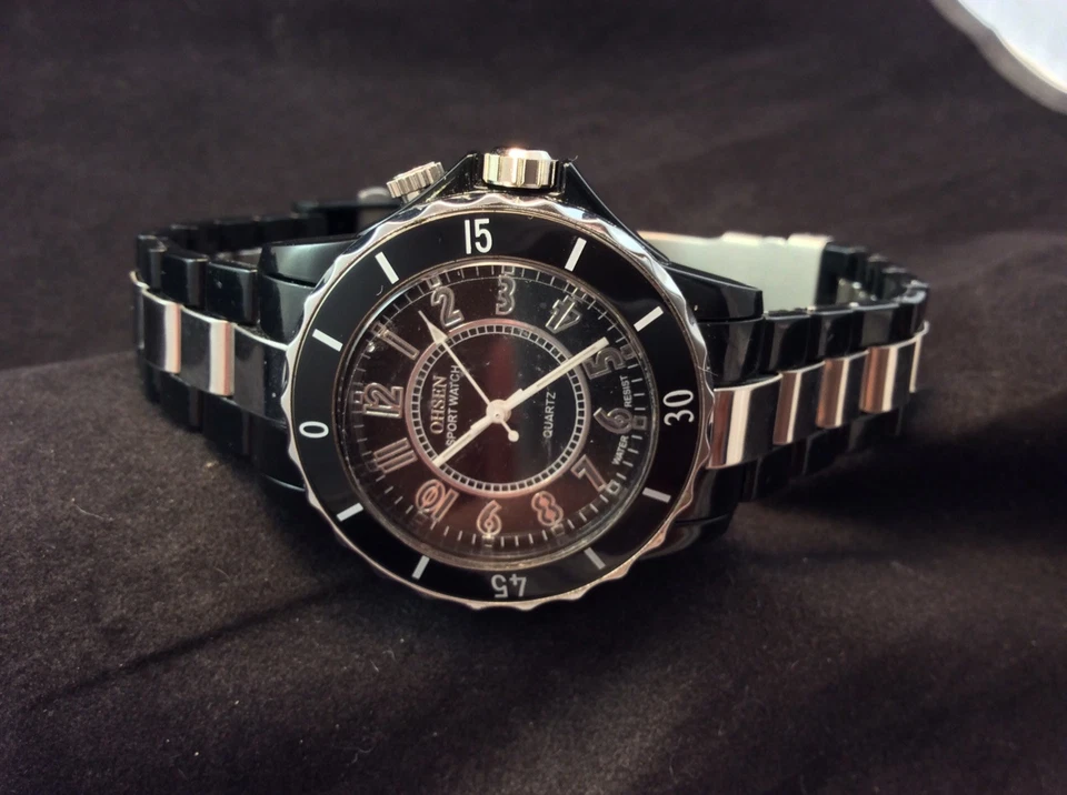 OHSEN Water Resistant Black And Silver Quartz Watch New Battery Works - Image 4 of 4