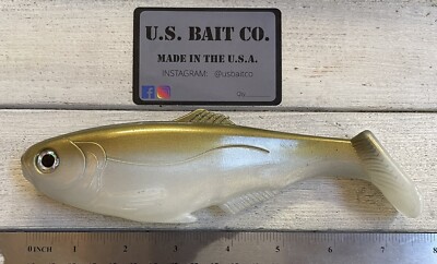 Weedless Swimbait 7.5  Color Light Hitch Lot Of 1 Bait