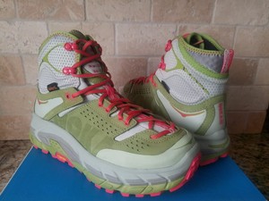 hoka one one tor ultra hi womens