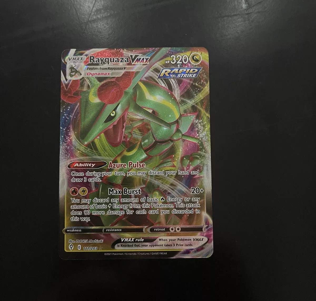 Rayquaza VMax - 111/203 - Ultra Rare - Evolving Skies - NM/M