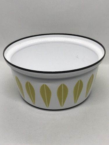 VTG MCM Catherineholm Norway Mustard Lotus White Oven Pot 7.75" Enamelware