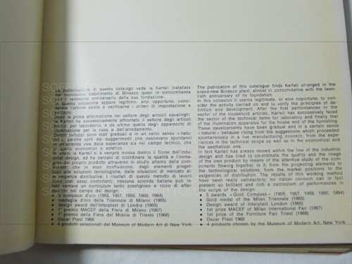 CATALOGO KARTELL 1970 ARREDO LAMPADE INTERIOR DESIGN VINTAGE RARO LAMPADARIO - Foto 3 di 6