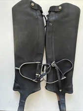 Ariat Close Contour Half Chaps Size SM Barely Used Coronet Spurs Pair w/straps