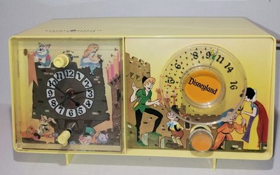 Vintage Disneyland Youth Clock Radio GE General Electric Disney 1960s READ DESC