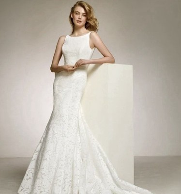 Pronovias DEBUT Wedding Dress - SIze 8 (New)